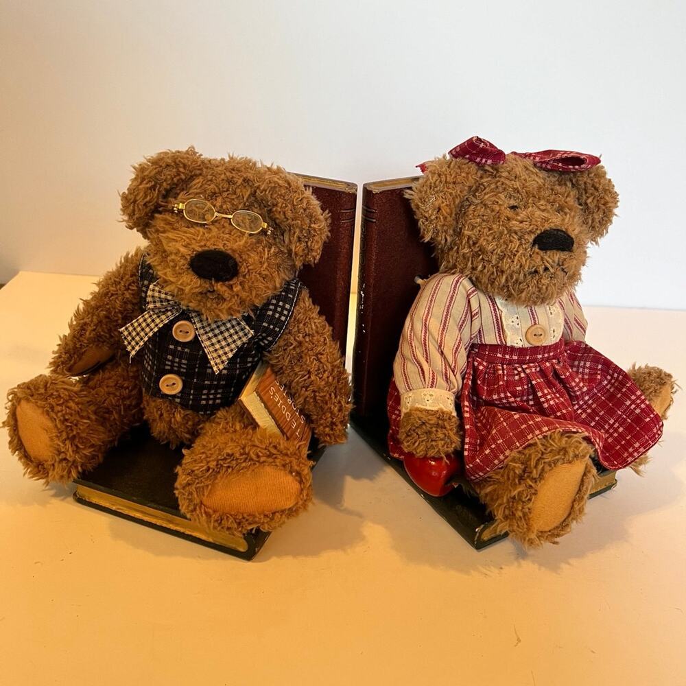 Teddy Bear book holders.  Plush, wooden “ BOOKS ARE FUN”